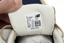 Load image into Gallery viewer, New Balance 2002R Aark Blue