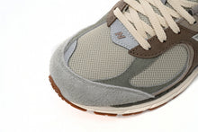 Load image into Gallery viewer, New Balance 2002R Brown Emerald Green