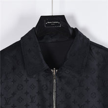 Load image into Gallery viewer, Louis Vuitton 25FW new monogram full print checkerboard lapel double-sided jacket -مناسب للجنسين