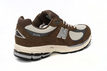 Load image into Gallery viewer, New Balance 2002R Brown Gray