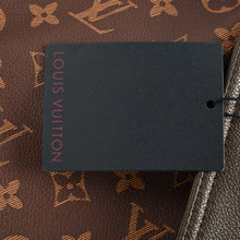 Load image into Gallery viewer, Louis Vuitton 25Fw monogram patchwork leather jacket