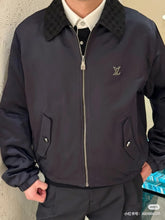 Load image into Gallery viewer, Louis Vuitton 25FW new monogram full print checkerboard lapel double-sided jacket -مناسب للجنسين