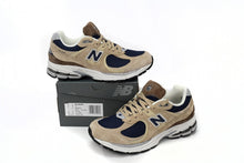 Load image into Gallery viewer, New Balance 2002R Aark Blue