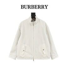 Load image into Gallery viewer, Burberry New Plaid Warhorse Double-Faced Jacket