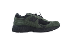 Load image into Gallery viewer, New Balance JJJJound x 2002R GORE-TEX 'Pine'