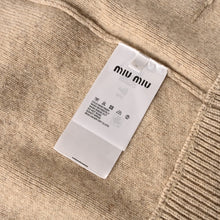 Load image into Gallery viewer, MIU MIU MM sheep wool zipper cardigan jacket - مناسب للجنسين
