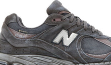 Load image into Gallery viewer, NEW BALANCE 2002R GORE-TEX &#39;Magnet Mood Indigo&#39;
