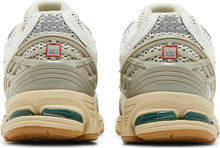 Load image into Gallery viewer, NEW BALANCE 1906R &#39;White Green&#39;
