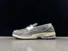Load image into Gallery viewer, NEW BALANCE 1906
