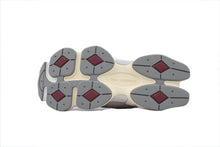 Load image into Gallery viewer, New Balance 9060 &#39;Lunar New Year&#39;
