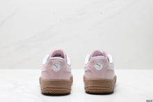 Load image into Gallery viewer, PUMA Club Klassika Suede
