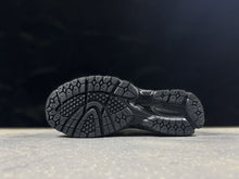 Load image into Gallery viewer, NEW BALANCE 1906
