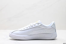Load image into Gallery viewer, PUMA Club Klassika Suede
