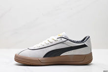 Load image into Gallery viewer, PUMA Club Klassika Suede
