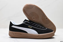 Load image into Gallery viewer, PUMA Club Klassika Suede
