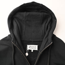 Load image into Gallery viewer, MAISON MARGIELA MM6 unfinished embroidered printed hooded sweatshirt jacket - مناسب للجنسين
