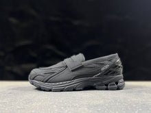 Load image into Gallery viewer, NEW BALANCE 1906
