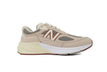 Load image into Gallery viewer, New Balance Loro Piana x 990v6 Made in USA &#39;Raw Cashew&#39;
