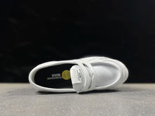 Load image into Gallery viewer, NEW BALANCE 1906

