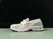 Load image into Gallery viewer, NEW BALANCE 1906
