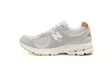 Load image into Gallery viewer, New Balance 2002R White Grey
