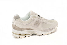 Load image into Gallery viewer, New Balance 2002R Shallow Cream
