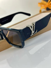 Load image into Gallery viewer, LV Sleek Square Sunglasses
