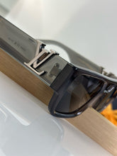 Load image into Gallery viewer, LV Sleek Square Sunglasses
