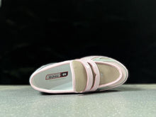 Load image into Gallery viewer, NEW BALANCE 1906
