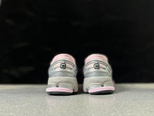 Load image into Gallery viewer, NEW BALANCE 1906
