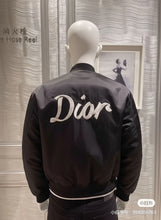 Load image into Gallery viewer, Dior/Dior back lettering embroidered padded bomber jacket - مناسب للجنسين
