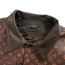 Load image into Gallery viewer, Louis Vuitton 25Fw monogram patchwork leather jacket

