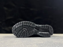 Load image into Gallery viewer, NEW BALANCE 1906

