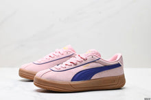 Load image into Gallery viewer, PUMA Club Klassika Suede
