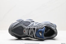Load image into Gallery viewer, NEW BALANCE 9060
