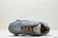 Load image into Gallery viewer, NEW BALANCE 9060
