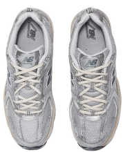 Load image into Gallery viewer, NEW BALANCE MR530
