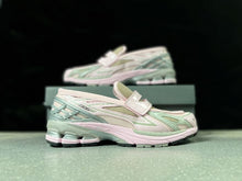 Load image into Gallery viewer, NEW BALANCE 1906
