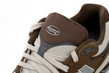 Load image into Gallery viewer, New Balance 2002R Brown Gray
