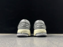 Load image into Gallery viewer, NEW BALANCE 1906
