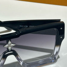 Load image into Gallery viewer, Acetate Swarovski Crystal Cyclone Sunglasses Z1736W Black
