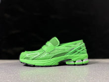 Load image into Gallery viewer, NEW BALANCE 1906
