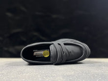 Load image into Gallery viewer, NEW BALANCE 1906

