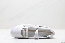 Load image into Gallery viewer, Puma speedcat
