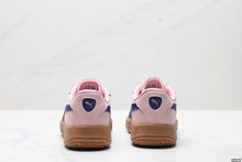 Load image into Gallery viewer, PUMA Club Klassika Suede
