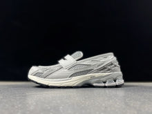 Load image into Gallery viewer, NEW BALANCE 1906
