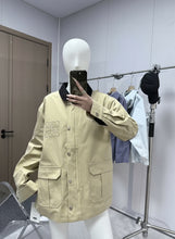 Load image into Gallery viewer, Loewe 25FW chest embroidered work jacket - مناسب للجنسين
