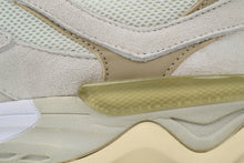 Load image into Gallery viewer, U9060JAM 9060 &#39;Sea Salt Brown&#39;
