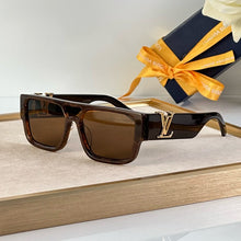 Load image into Gallery viewer, LV Sleek Square Sunglasses
