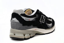 Load image into Gallery viewer, New Balance 2002R Lnk Black
